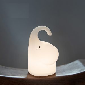 Lampe de chevet en forme d’éléphant pour enfants